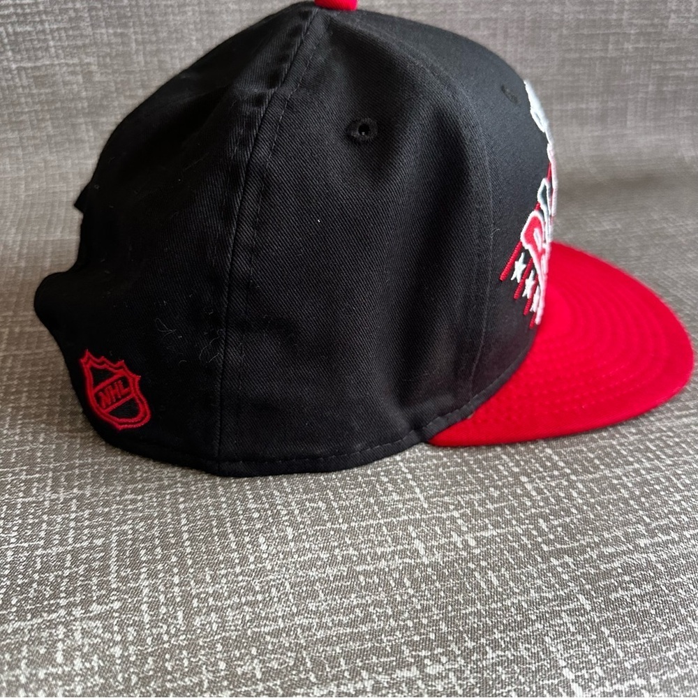 Chicago Blackhawks NFL Cap OS - Picture 6 of 13
